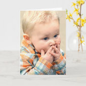 Word snel verrast, kleine jongen kaart (Gele Bloem)