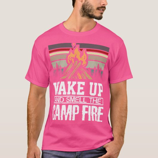 Word wakker en ruik de Campfire Retro Sunset Campi T-shirt (Voorkant)