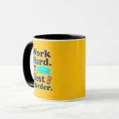 Work Hard Rest Harder Funny Lifestyle Shirt Mok (Voorkant links)