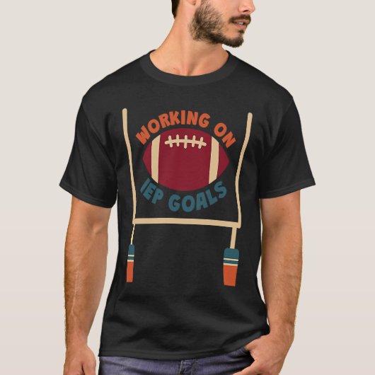 Working on IEP Goals School Psychologist Football T-shirt (Voorkant)