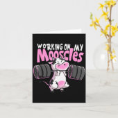 Working On My Mooscles Funny Gym Cow Weightlifting Kaart (Gele Bloem)
