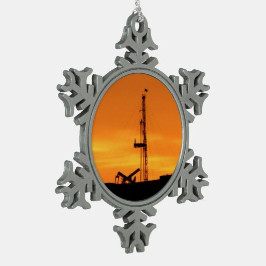 Workover Rig Silhouette op Sunset Tin Sneeuwvlok Ornament (Links)
