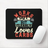 Works Out But Clearly Loves Carbs Funny Low Carb G Muismat (Met muis)