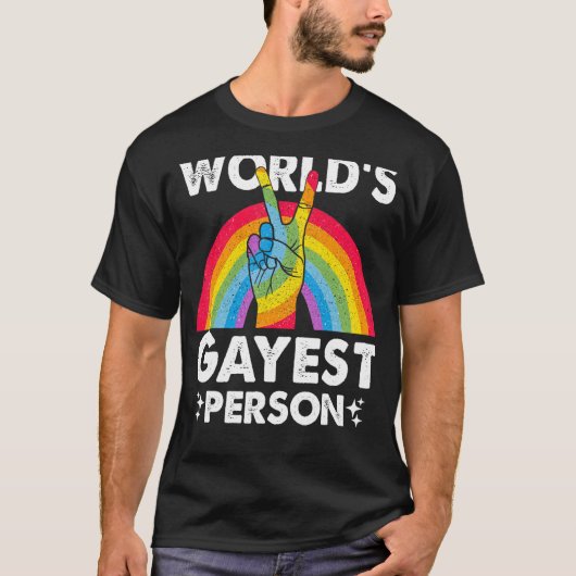 Worlds Gayest Person Proud Gay Pride Month Rainbow T-shirt (Voorkant)
