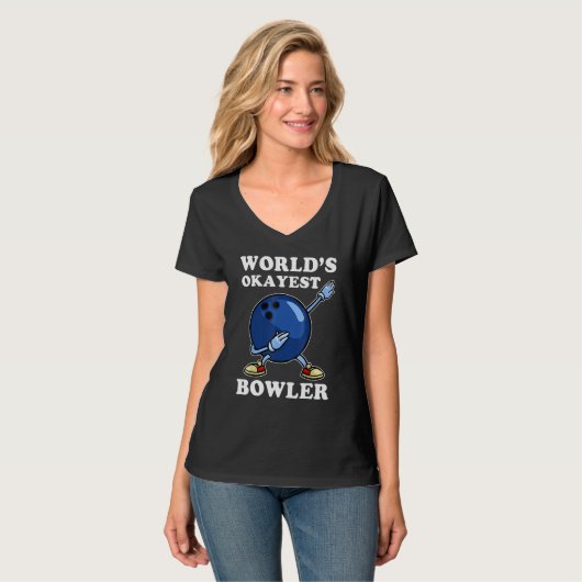 World's Okayest Bowler  Bowling Player T-shirt (Voorkant volledig)