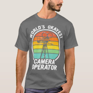 Worlds Okayest Camera Operator Grappige Retro T-shirt