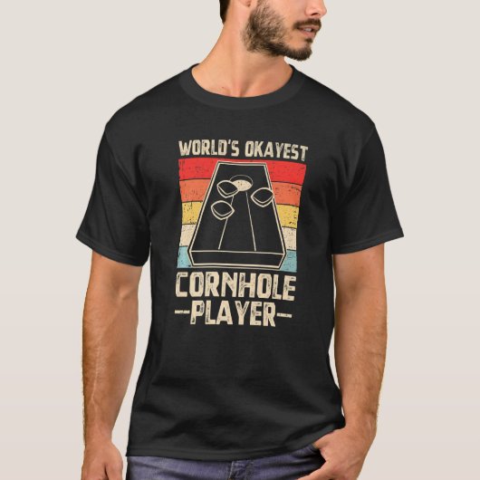 Worlds Okayest Cornhole Player Retro Cornhole Bean T-shirt (Voorkant)