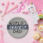World's Okayest Dad Funny Papieren Bordje (Feest)