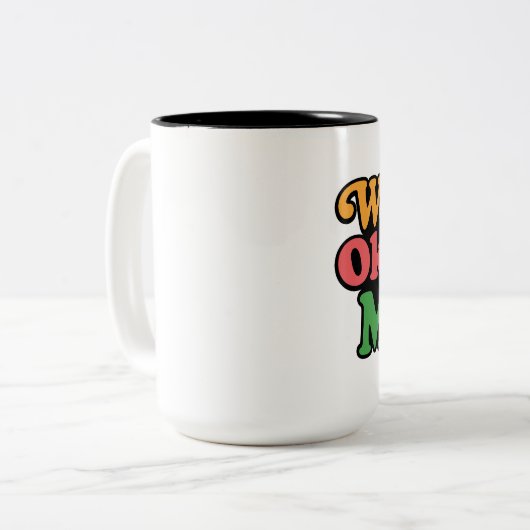 World's Okayest Mam Mok (Voorkant links)