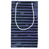 Worn Blue Cardboard Klein Cadeauzakje (Voorkant)
