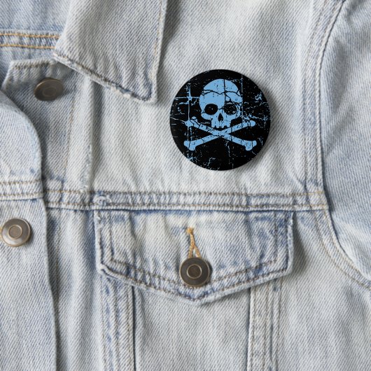 Worn Blue Skull en Crossbones Ronde Button 5,7 Cm (In situ)