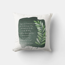 Worn Pillow for When “Lived” Feels Like Enough Kussen