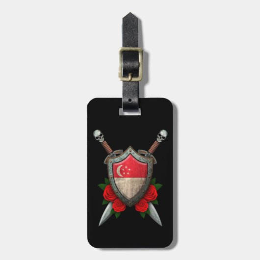Worn Singapore Flag Shield and Swords with Roos Bagagelabel (Voorkant verticaal)