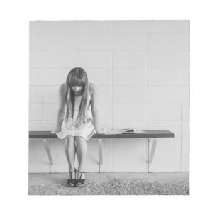 Worried Girl Notitieblok