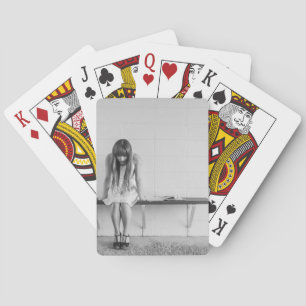 Worried Girl Pokerkaarten