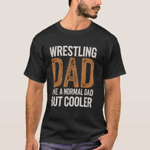 Worstelende vader als een normale vader maar coole t-shirt