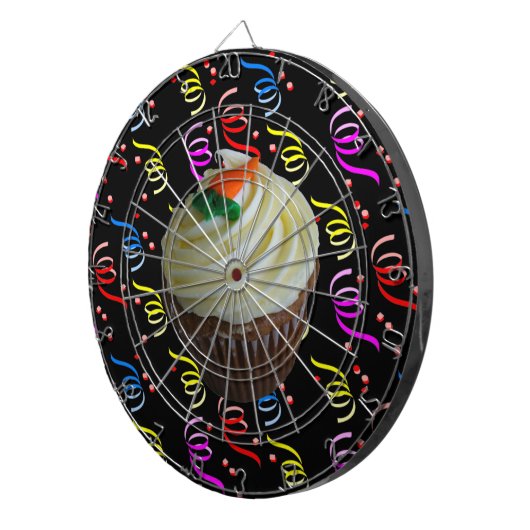 wortelCake Cupcake met Confetti Dartbord (Voorkant Rechts)