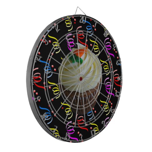 wortelCake Cupcake met Confetti Dartbord (Voorkant Links)