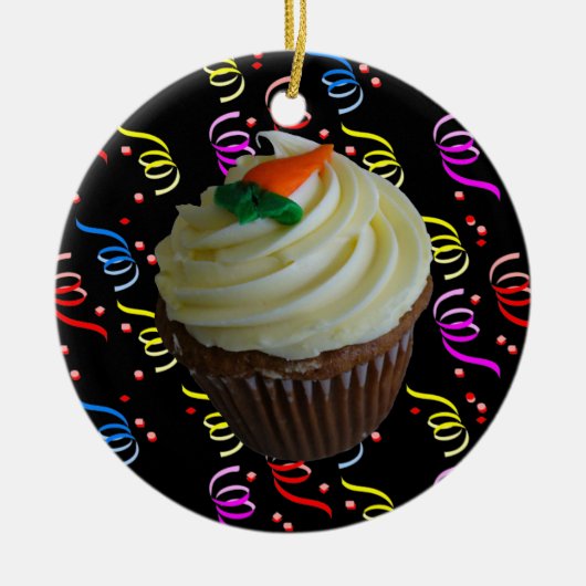 wortelCake Cupcake met Confetti Keramisch Ornament (Voorkant)