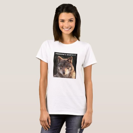 Worth It Wolf (licht) T-shirt (Voorkant volledig)