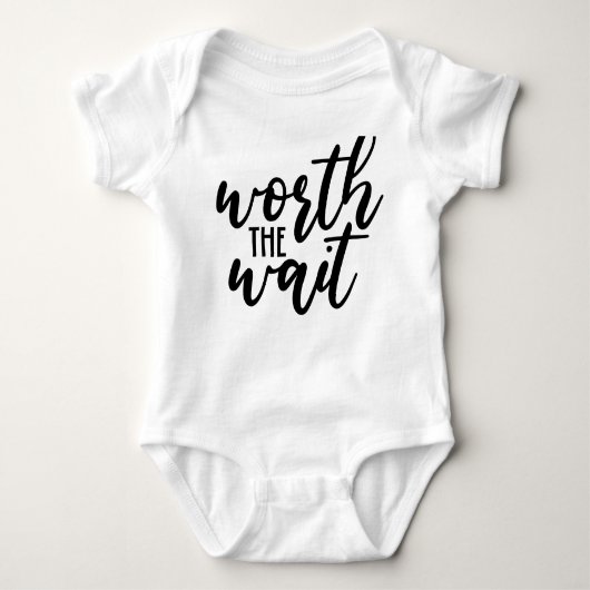 Worth the Wait Baby Bodysuit - Sweet Baby (Voorkant)