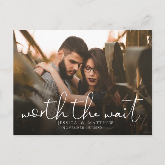 Worth the Wait Wedding Photo Script Modern Overlay Aankondigingskaart (Voorkant)