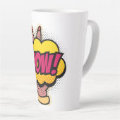 "Wow"-Logo-ontwerp Latte Mok (Rechterhoek)