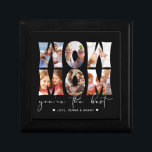 Wow mam Quote Modern Black 6 Foto Collage Cadeaudoosje<br><div class="desc">Deze Moederdag inspireerde de doos van de de cadeauenkast van de douanefoto kenmerkt zes foto's die de woordkunst, "WOW MOM"en hieronder in hand geschreven moderne witte manuscripttypografie het "u bent het beste"met gepersonaliseerde namen om te ondertekenen dat door harten op een zwarte achtergrond wordt erkend. Show je moeder dat je...</div>