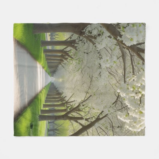 Wrap Jezelf In Bloesem - Witte Boogschieten Fleece Deken (Voorkant (Horizontaal))