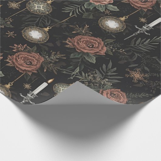 Wrapping Paper – Crimson Roses, Gold Ornaments  Cadeaupapier (Hoek)