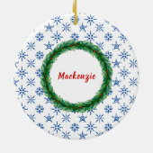 Wreater Monogram Jouw naam Blue Snowflakes White Keramisch Ornament (Achterkant)