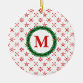 Wreater Monogram Jouw naam Red Snowflakes White Keramisch Ornament (Voorkant)