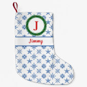 Wreater Monogram Jouw naam White & Blue Snowflakes Kleine Kerstsok (Voorkant)
