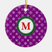 Wreater Monogram Jouw naam White Snowflakes Paars Keramisch Ornament (Voorkant)