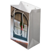 Wreath and Gingerbroodoorway - Martha's Vineyard Medium Cadeauzakje (Voorkant Gekanteld)