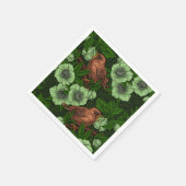 Wren en hellebore op donkergroen servet (Hoek)