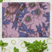 Wren en hellebore, roze en violet theedoek (Gevouwen)