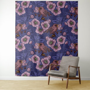 Wren en helleboren, violet en roze wandkleed
