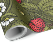 Wrens en aardbeien op donkergroen cadeaupapier (Rol Hoek)