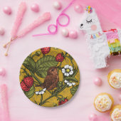 Wrens en aardbeien op mosterd papieren bordje (Feest)