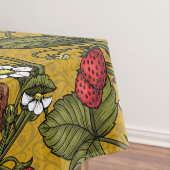 Wrens en aardbeien op mosterd tafelkleed (Voorbeeld)