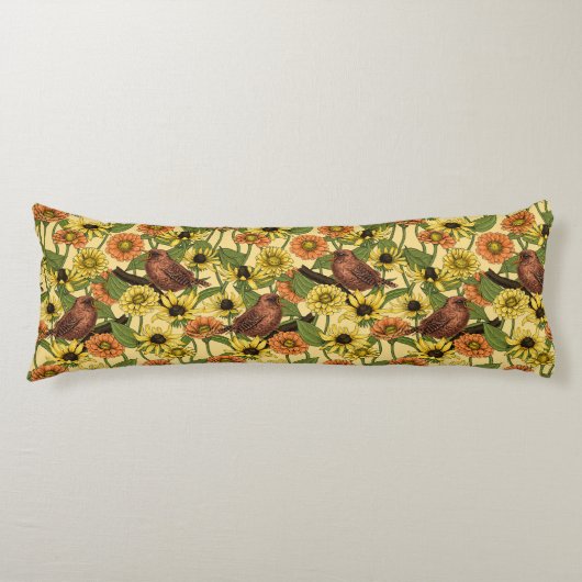 Wrens en bloemetjes op bord geel lichaamskussen (Voorkant)