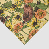 Wrens en bloemetjes op bord geel tissuepapier (Detail)