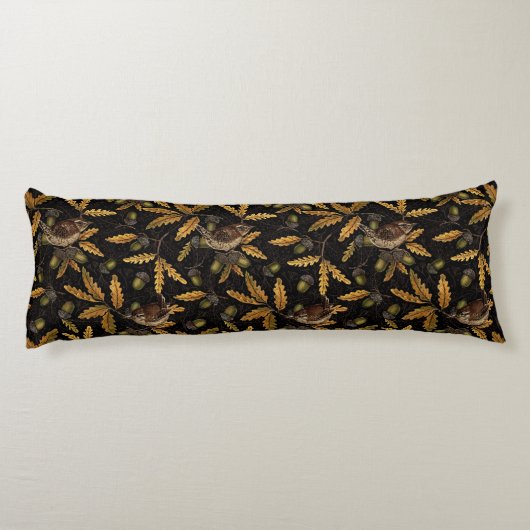 Wrens en eikels op zwart lichaamskussen (Achterkant)