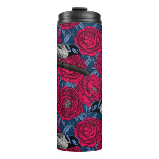 Wrens in de thermische tumbler van de rode pens thermosbeker (Voorkant)