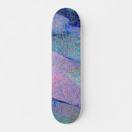 Wrinkelledereffect met versleten verf, blauw persoonlijk skateboard