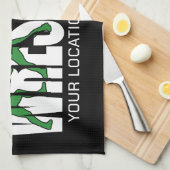 Wruiend team ADD-TEKST School Varsity Wrestler Theedoek (Quarter Fold)