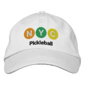 Wu & lichtgekleurd NYC Pickleball Geborduurde Pet (Voorkant)