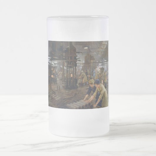 WW1 1918 Vrouwen werken bij een Munitie fabriek Matglas Bierpul (Center)