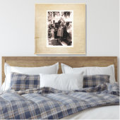 WW1 Retro  Rode Kruis Verpleegster met Antiek Auto Canvas Afdruk (Insitu (Slaapkamer))